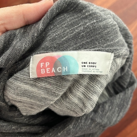 FREE PEOPLE BEACH cowl neck sweater (xs/s) - Picture 3 of 7